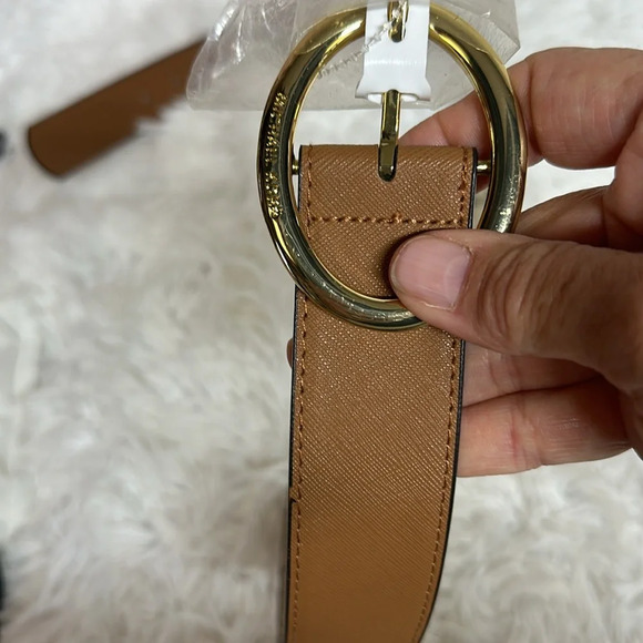 Micheal Kors Reversible Leather Belt New with Tags - Picture 4 of 6